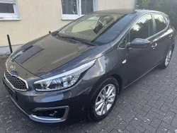Dark gun metal Gebraucht 2017 Kia Ceed DREAM-TEAM Edition Kleinwagen | 11.999 € (Fairer Preis)