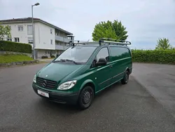 Grün Gebraucht 2008 Mercedes Vito Van / Kleinbus | 4.050 €