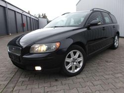 Vulkanschwarzmetallic. Gebraucht 2006 Volvo V50 Kombi | 4.100 € (Fairer Preis)