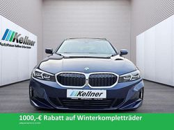 Blau Gebraucht 2024 BMW 320 Sport Line Limousine | 38.940 € (Fairer Preis)