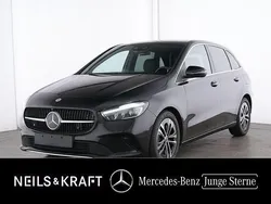 Schwarz Gebraucht 2024 Mercedes B180 Progressive Van / Kleinbus | 30.450 € (Fairer Preis)