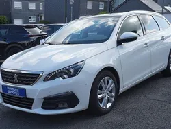 Weiß Gebraucht 2018 Peugeot 308 Allure GT-Line Kombi | 11.400 € (Fairer Preis)