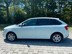 Weiß Gebraucht 2016 Skoda Rapid Joy Limousine | 9.500 € (Fairer Preis)