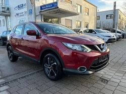 Rot Gebraucht 2016 Nissan Qashqai Acenta SUV | 8.650 € (Superpreis)