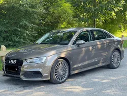 Grau Gebraucht 2015 Audi A3 S-Line Limousine | 12.477 € (Fairer Preis)
