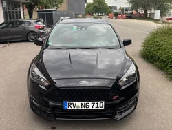 Schwarz Gebraucht 2017 Ford Focus Sport Limousine | 16.700 € (Fairer Preis)