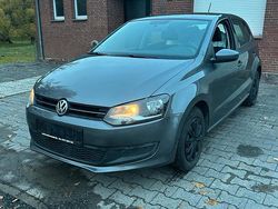 Grau Gebraucht 2009 VW Polo Kleinwagen | 4.400 € (Fairer Preis)