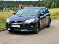 Schwarz Gebraucht 2012 Ford Focus Kombi | 4.100 € (Etwas zu teuer)