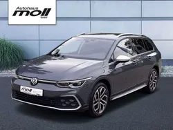 Delfingrau metallic Gebraucht 2024 VW Golf Alltrack Kombi | 39.990 € (Fairer Preis)