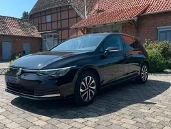 Schwarz Gebraucht 2022 VW Golf VIII Active Limousine | 22.750 € (Guter Preis)