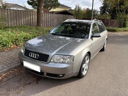 Grau Gebraucht 2004 Audi A6 Kombi | 4.300 €