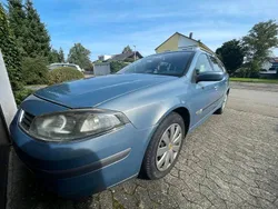 Blau Gebraucht 2006 Renault Laguna II Kombi | 1.250 €