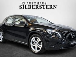 Schwarz Gebraucht 2015 Mercedes GLA220 Urban SUV | 18.990 € (Etwas zu teuer)