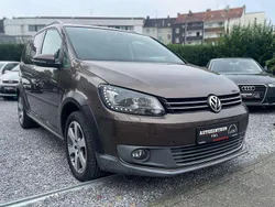 Toffee/graciosabraun Gebraucht 2012 VW Touran Cross Van / Kleinbus | 9.490 € (Fairer Preis)