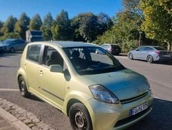 Grün Gebraucht 2005 Daihatsu Sirion Kleinwagen | 1.200 € (Fairer Preis)