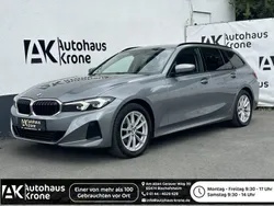 Grau Gebraucht 2023 BMW 320 Limousine | 30.470 € (Fairer Preis)
