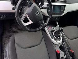 Silber Gebraucht 2021 Seat Arona SUV | 14.500 €