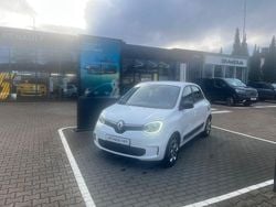 Weiß Gebraucht 2022 Renault Twingo Equilibre Kleinwagen | 9.590 € (Guter Preis)