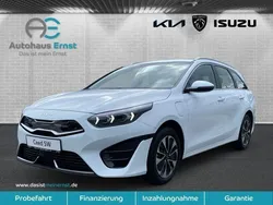 Weiß Gebraucht 2022 Kia Ceed Sportswagon Vision Kombi | 20.990 € (Superpreis)