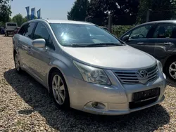 Silber Gebraucht 2009 Toyota Avensis Executive Kombi | 3.499 € (Guter Preis)