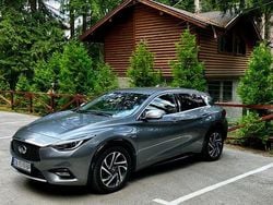 Silber Gebraucht 2017 Infiniti QX30 Luxe SUV | 19.000 €