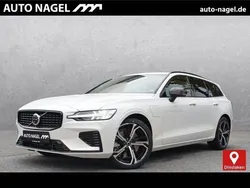 Weiß Gebraucht 2024 Volvo V60 Business Edition Kombi | 56.590 €