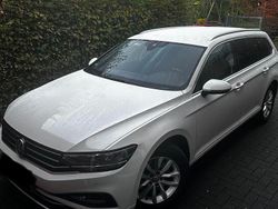 Weiß Gebraucht 2019 VW Passat Business Kombi | 17.900 € (Fairer Preis)