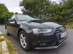 Grau Gebraucht 2012 Audi A4 Ambiente Kombi | 8.290 € (Guter Preis)