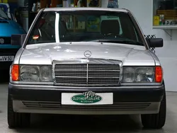 Silber Gebraucht 1990 Mercedes 190 Limousine | 10.950 €