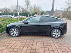 Schwarz Gebraucht 2023 Tesla Model Y RWD SUV | 28.850 € (Superpreis)