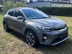 Grün Gebraucht 2019 Kia Stonic Platinum Edition SUV | 12.990 € (Guter Preis)