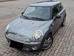 Grau Gebraucht 2009 Mini ONE Kleinwagen | 3.900 € (Fairer Preis)