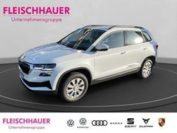 Weiss Gebraucht 2025 Skoda Karoq Selection SUV | 33.990 € (Fairer Preis)