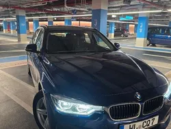 Blau Gebraucht 2017 BMW 318 Performance Kombi | 13.400 € (Fairer Preis)