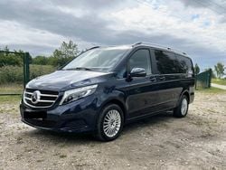 Blau Gebraucht 2018 Mercedes V250 Edition Van / Kleinbus | 42.500 € (Fairer Preis)
