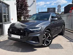 Grau Gebraucht 2023 Audi Q8 S-line plus SUV | 81.000 €