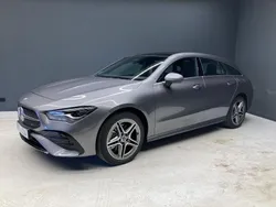 Grau Gebraucht 2023 Mercedes CLA250e AMG Limousine | 47.980 €