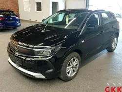 Schwarz lackierung schwarz perla nera/me (metallic) Gebraucht 2024 Opel Grandland X Enjoy SUV | 19.780 € (Guter Preis)