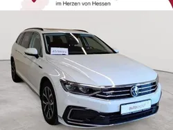 Pure white Gebraucht 2021 VW Passat GTE Kombi | 18.390 € (Guter Preis)