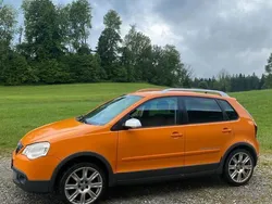 Orange Gebraucht 2006 VW Polo Cross Kleinwagen | 3.200 € (Etwas zu teuer)
