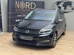 Schwarz Gebraucht 2021 VW Touran Highline Van / Kleinbus | 30.799 € (Fairer Preis)