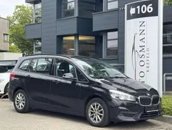 Schwarz ii Gebraucht 2021 BMW 216 Van / Kleinbus | 13.900 € (Guter Preis)