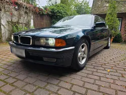 Grün Gebraucht 1997 BMW 740 Limousine | 11.000 € (Superpreis)