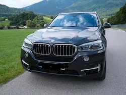 Grau Gebraucht 2017 BMW X5 SUV | 35.000 € (Fairer Preis)