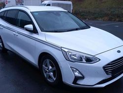 Weiß Gebraucht 2019 Ford Focus Kombi | 7.750 € (Guter Preis)