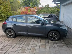 Grau Gebraucht 2009 Renault Mégane III Limousine | 3.500 € (Fairer Preis)