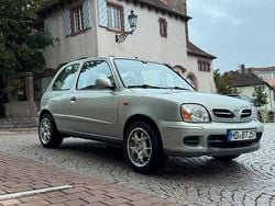 Silber Gebraucht 2001 Nissan Micra Kleinwagen | 3.000 € (Teuer)