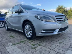 Silber Gebraucht 2014 Mercedes B180 Van / Kleinbus | 5.999 € (Teuer)