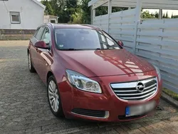 Rot Gebraucht 2010 Opel Insignia Sport Kombi | 4.299 € (Fairer Preis)
