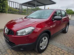 Rot Gebraucht 2013 Nissan Qashqai Visia SUV | 7.995 € (Fairer Preis)